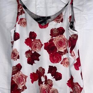 Satin V-neck reversible shell